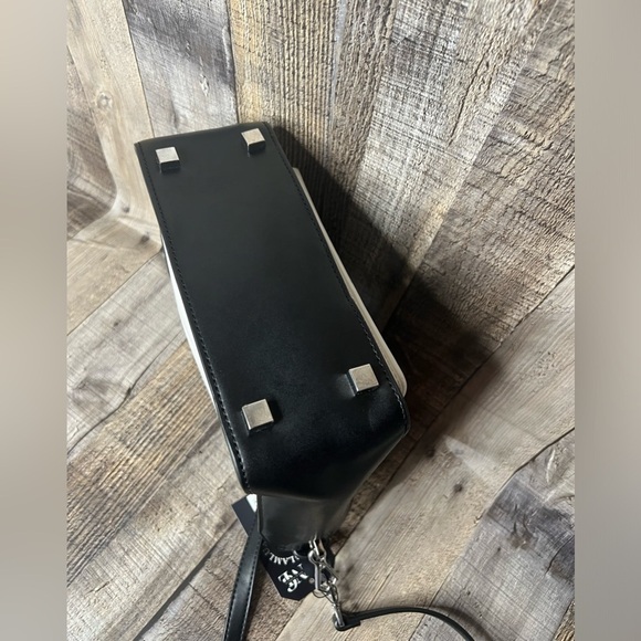 Charles & Keith black white vegan leather Crossbody bag - Picture 6 of 16